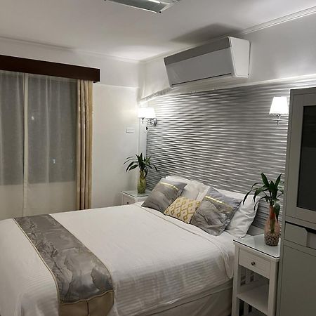 Stunning 2Br Apt, 65 Sq M Netflix At Rosewood Pointe Residences Near Bgc Manila Exterior photo