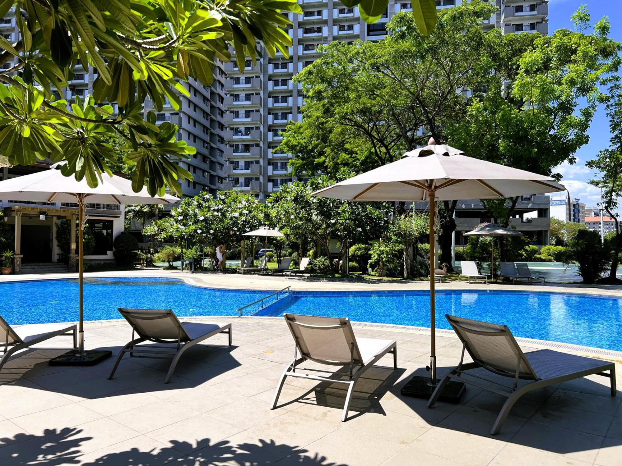 Stunning 2Br Apt, 65 Sq M Netflix At Rosewood Pointe Residences Near Bgc Manila Exterior photo