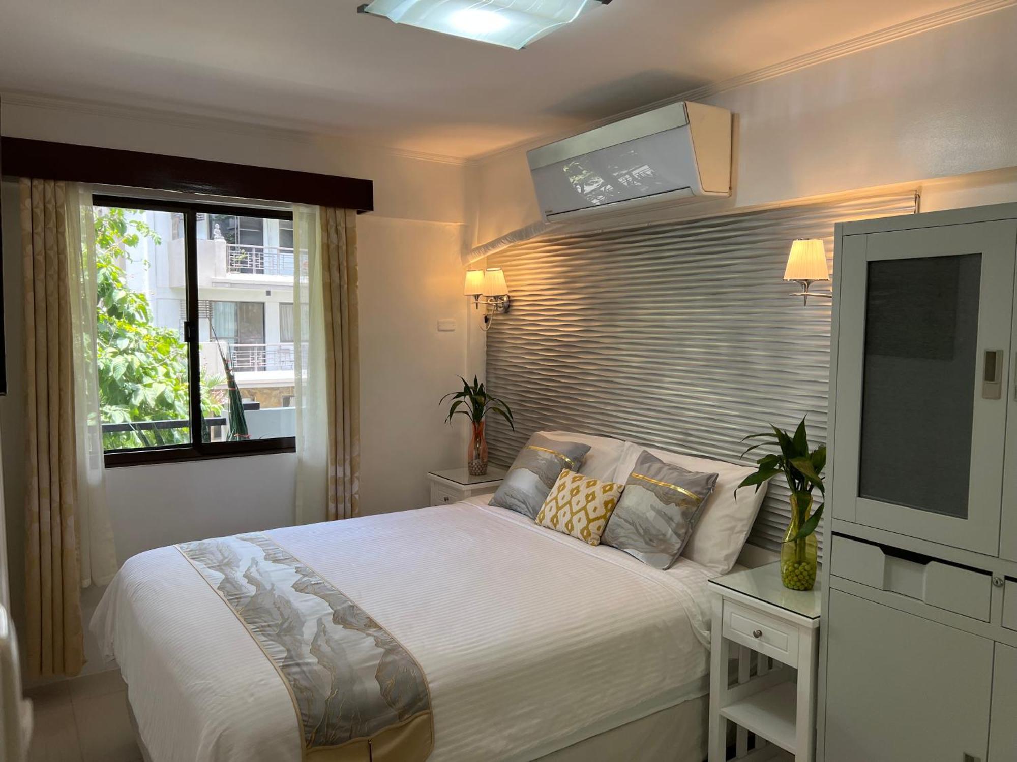 Stunning 2Br Apt, 65 Sq M Netflix At Rosewood Pointe Residences Near Bgc Manila Exterior photo